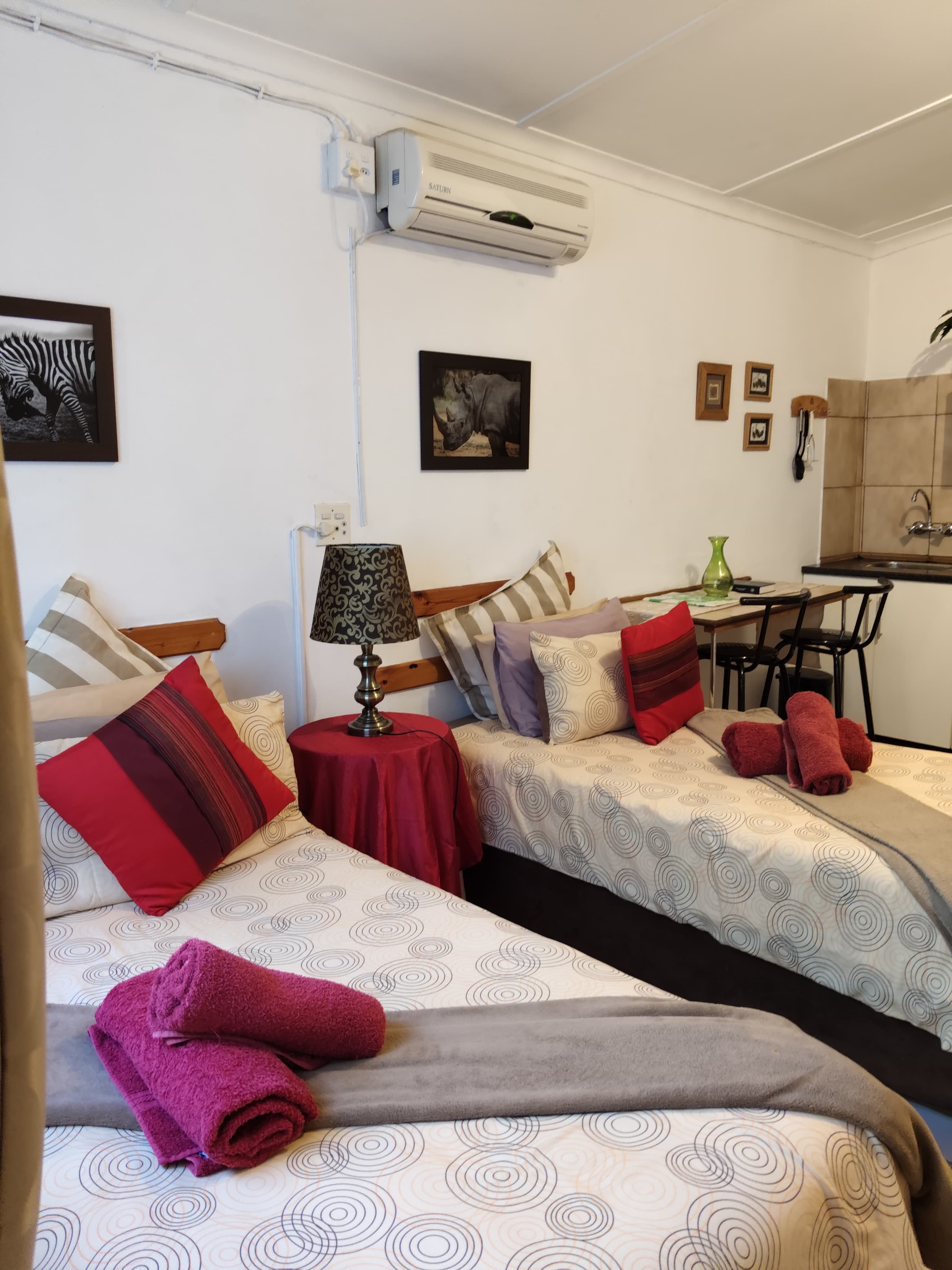 The Guinea – bedroom